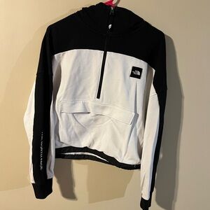 COPY - The North Face Cropped Quarter Zip